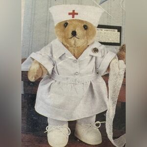 Treasured Toggery #82014 Nurse Nellie R.N.Outfit Tender Heart Treasures 1990